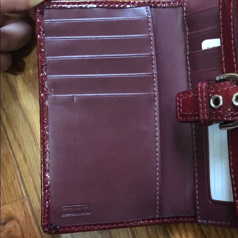 Coach Wallet - Picture 6 of 8